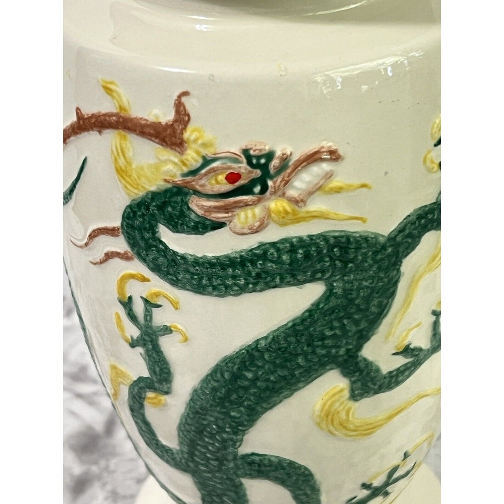 VINTAGE Ming Dragon Lidded Ceramic Vase Apothecary Pot Asian White and Green - Picture 14 of 16